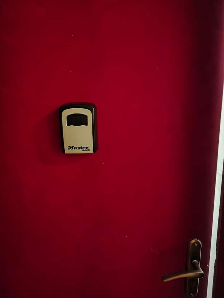 Le Republique Grand Studio Wi-Fi / Netflix Angoulême Extérieur photo