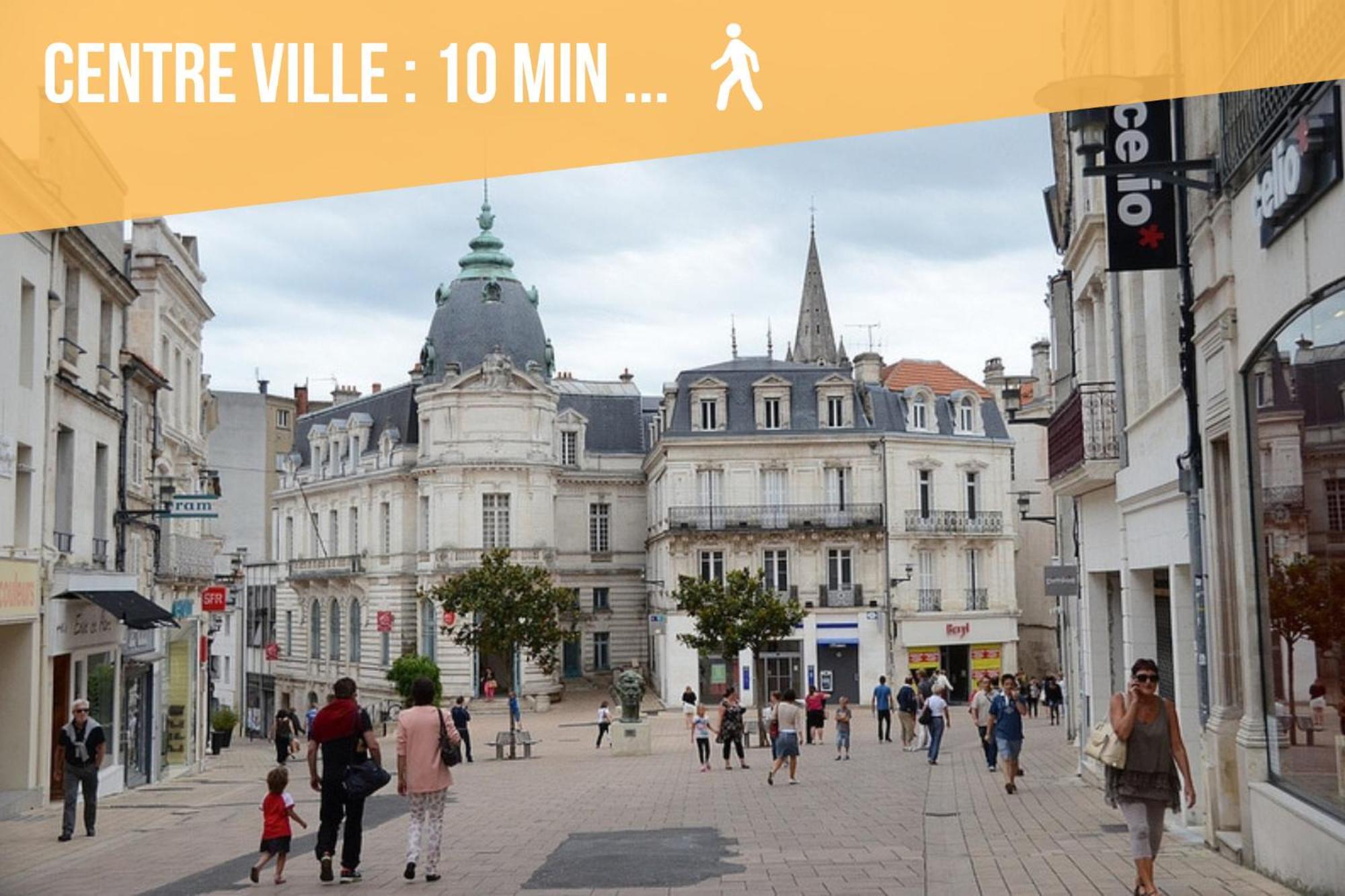 Le Republique Grand Studio Wi-Fi / Netflix Angoulême Extérieur photo